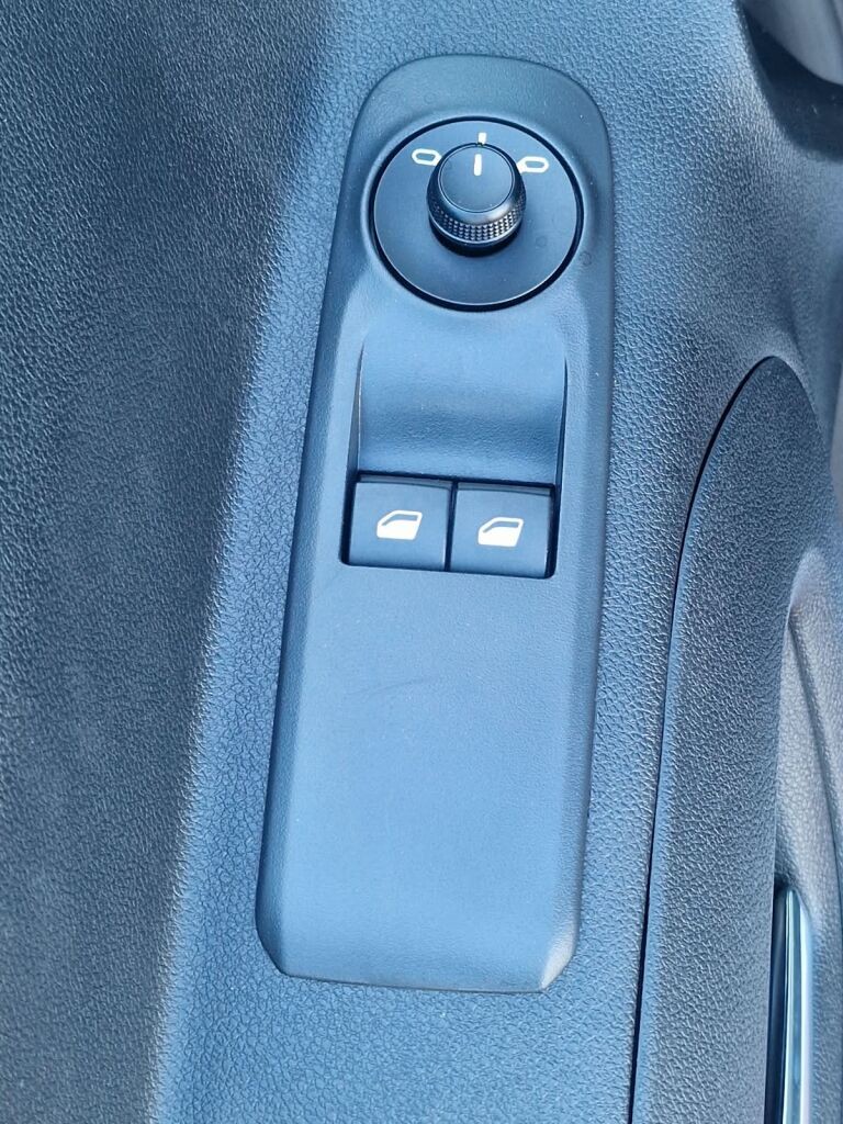 Citroën Berlingo PLUS XL BlueHDi 100 S&S BVM6 (M1) - Image 9