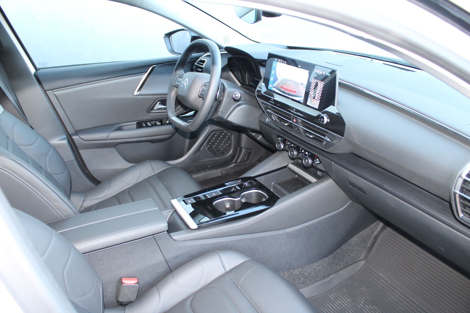 Citroën C5 X SHINE Plug-in Hybrid 225 ë-EAT8 - Image 13